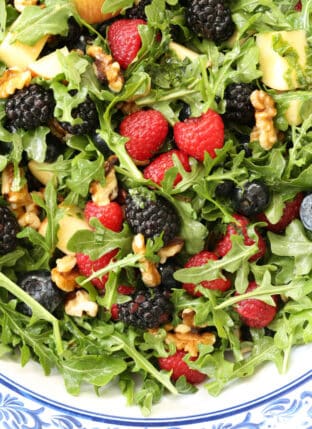 Immune Boosting Arugula Berry Salad