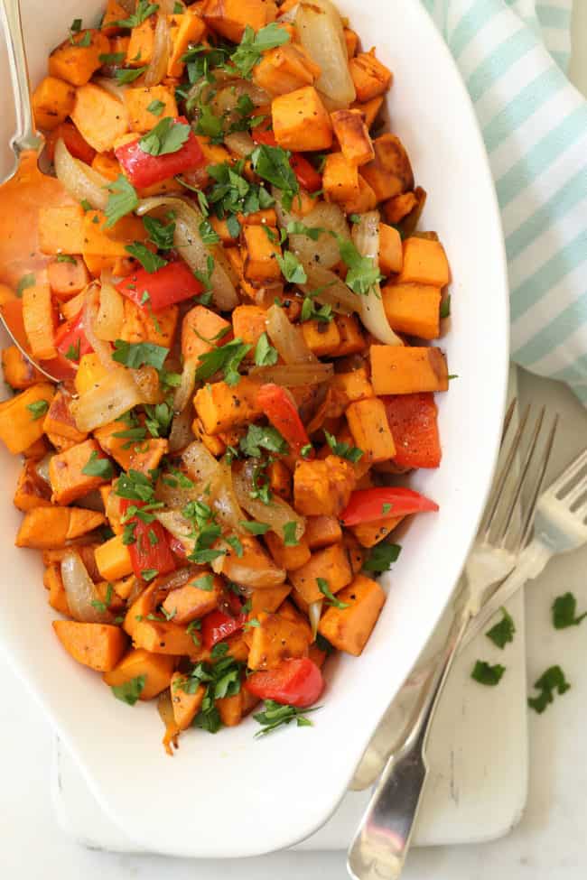 These Breakfast Sweet Potatoes are made with red bell pepper, garlic and onions