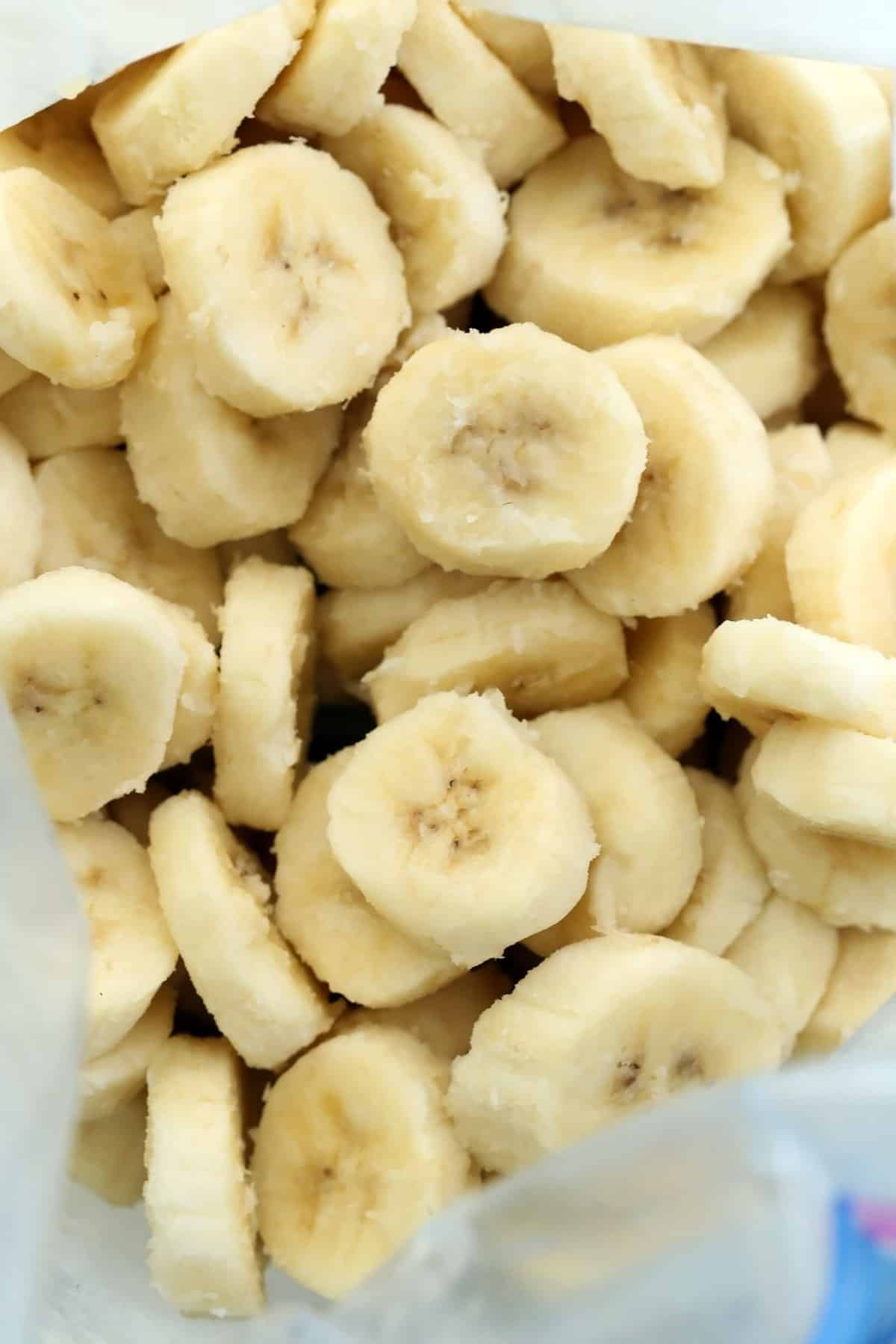 How to Freeze Bananas for Smoothies
