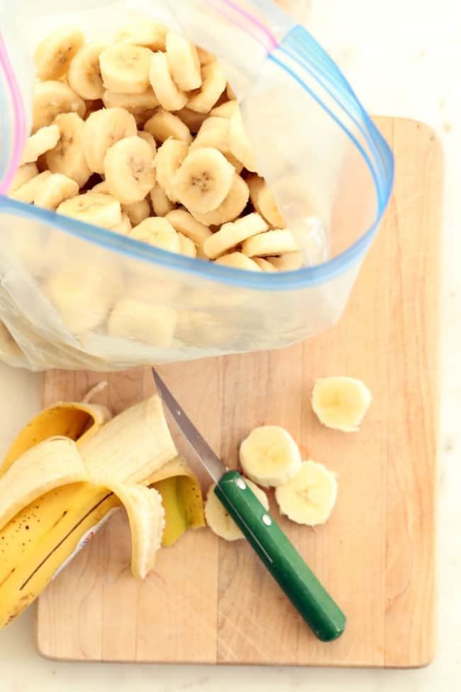 Here's a little tip on how to freeze bananas for smoothies and store them in plastic bags in the freezer