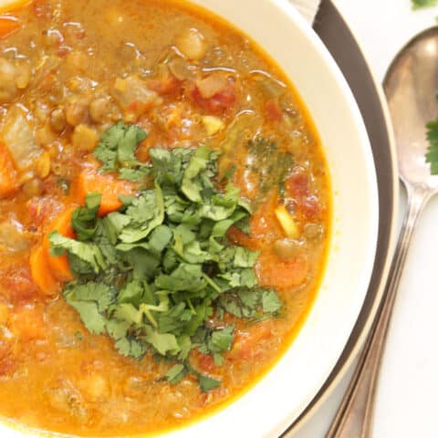 bowl of Mulligatawny soup