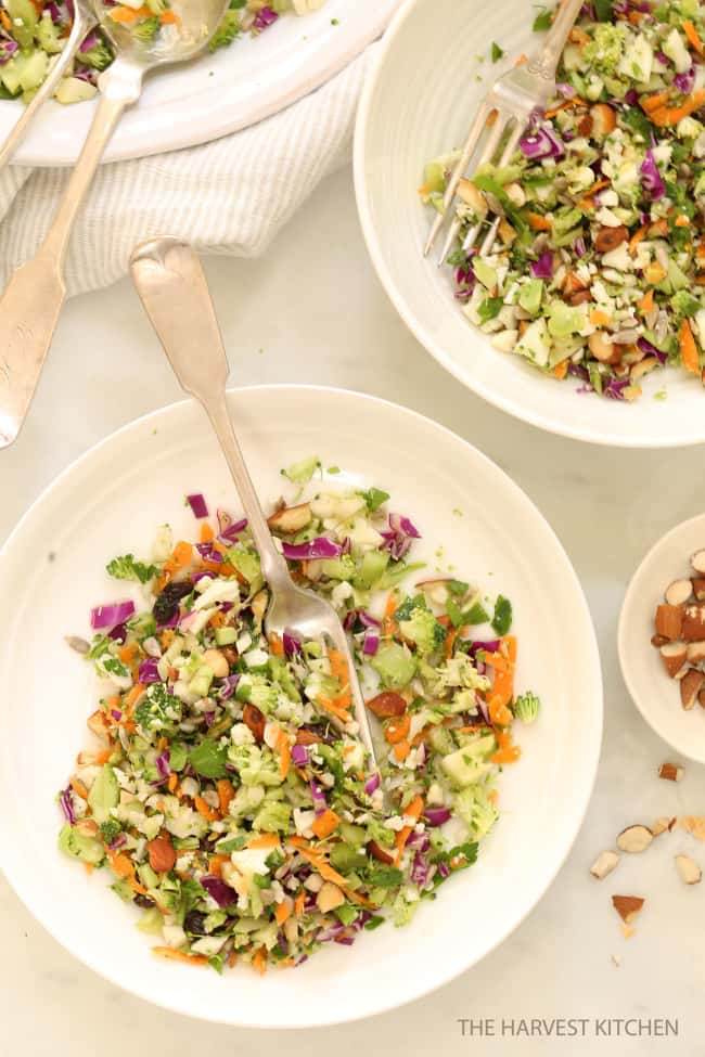 Crunchy Detox Salad.. Ready for some salad love? This is an ultra simple recipe both for the salad and its dressing. It's made with fresh, local and organic ingredients that are crisp and bursting with flavor. @theharvestkitchen CRUNCHY-DETOX-SALAD