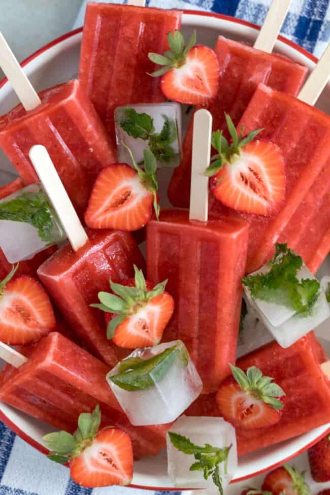 These refreshing summer Strawberry Popsicles are made with juicy ripe strawberries, pure maple syrup, lemon juice and water