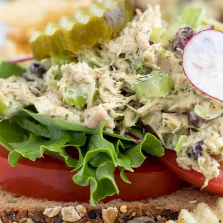 healthy tuna fish salad sandwich