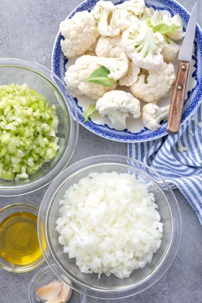 Clear glass bowls filled with vegetables.