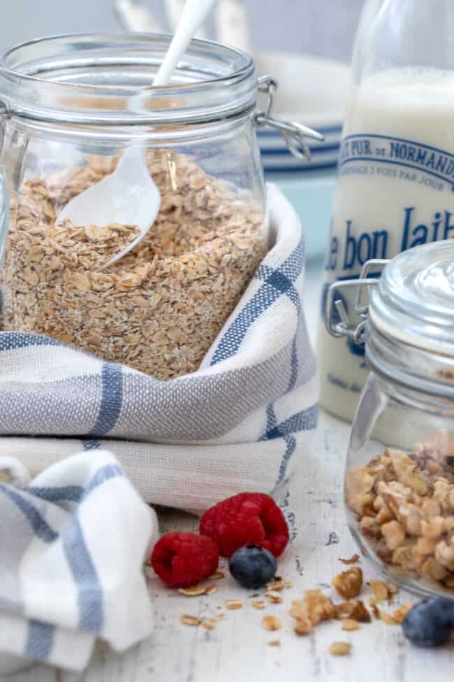 jar of toasted oats