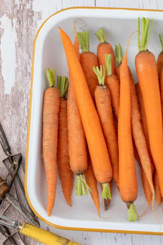 plate of raw carrots