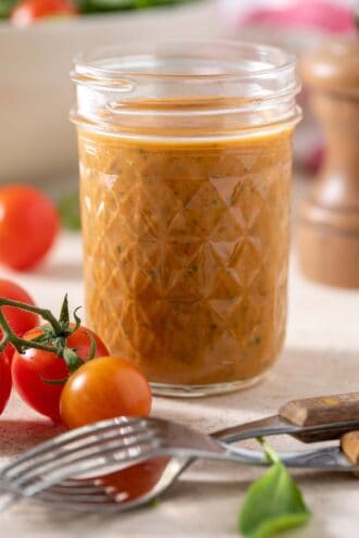 Sun Dried Tomato Vinaigrette - The Harvest Kitchen