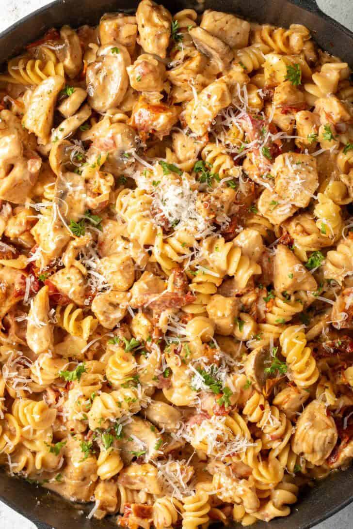 Marry Me Chicken with Pasta Marry Me Chicken with Pasta in a pan.