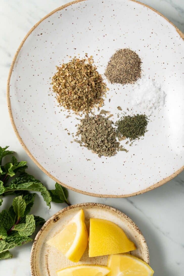 Greek Seasoning Blend Greek Seasoning Blend in a small dish.